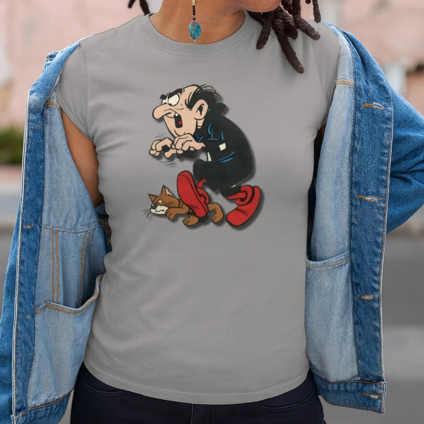 {"origin":"mayzing","colors":["Pacifischgrijs","Pacifischgrijs","Pacifischgrijs","Pacifischgrijs","Pacifischgrijs","Pacifischgrijs"],"sizes":["3XL","2XL","XL","L","M","S"],"isMainImage":false,"isCustomMockup":false}