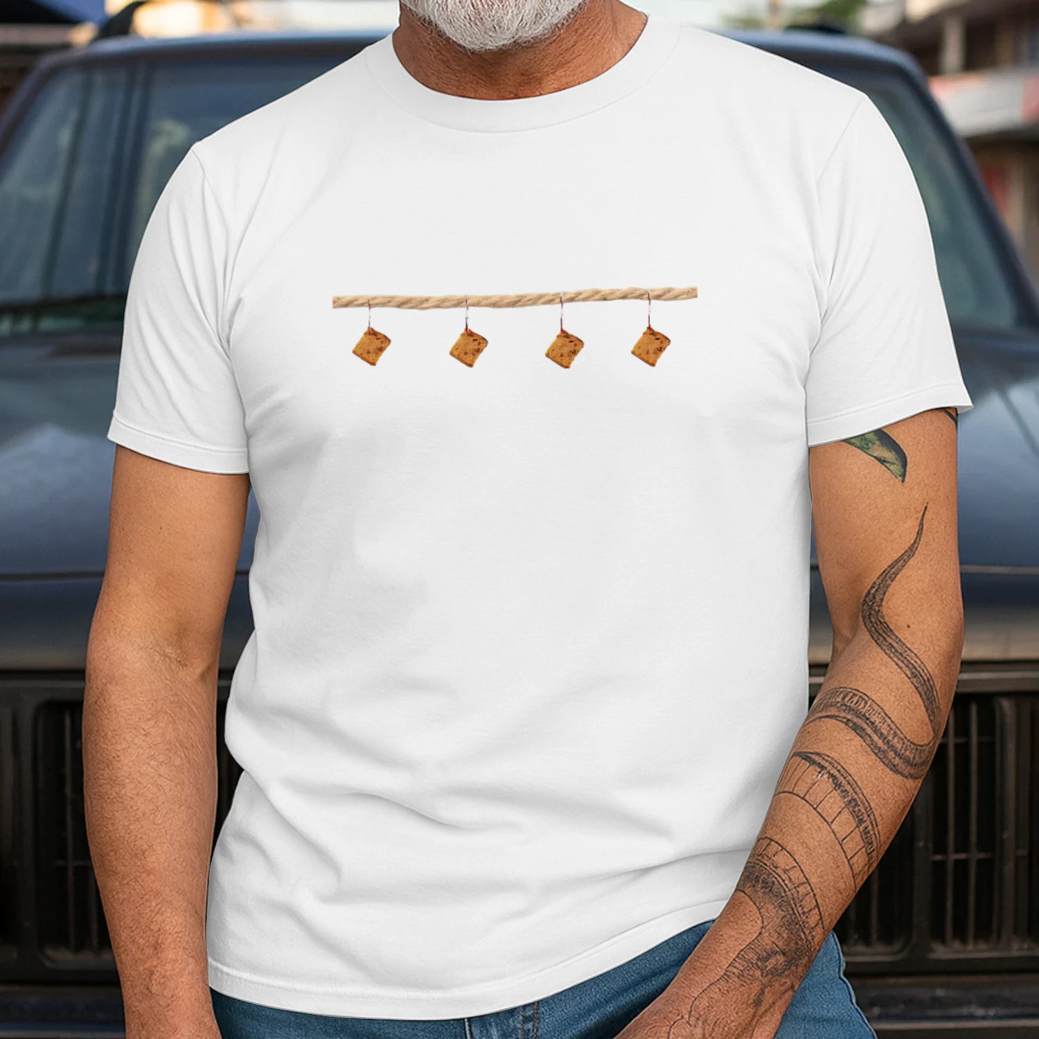 {"origin":"mayzing","colors":["Wit","Wit","Wit","Wit","Wit","Wit","Wit","Wit"],"sizes":["5XL","4XL","3XL","2XL","XL","L","M","S"],"isMainImage":false,"isCustomMockup":false}