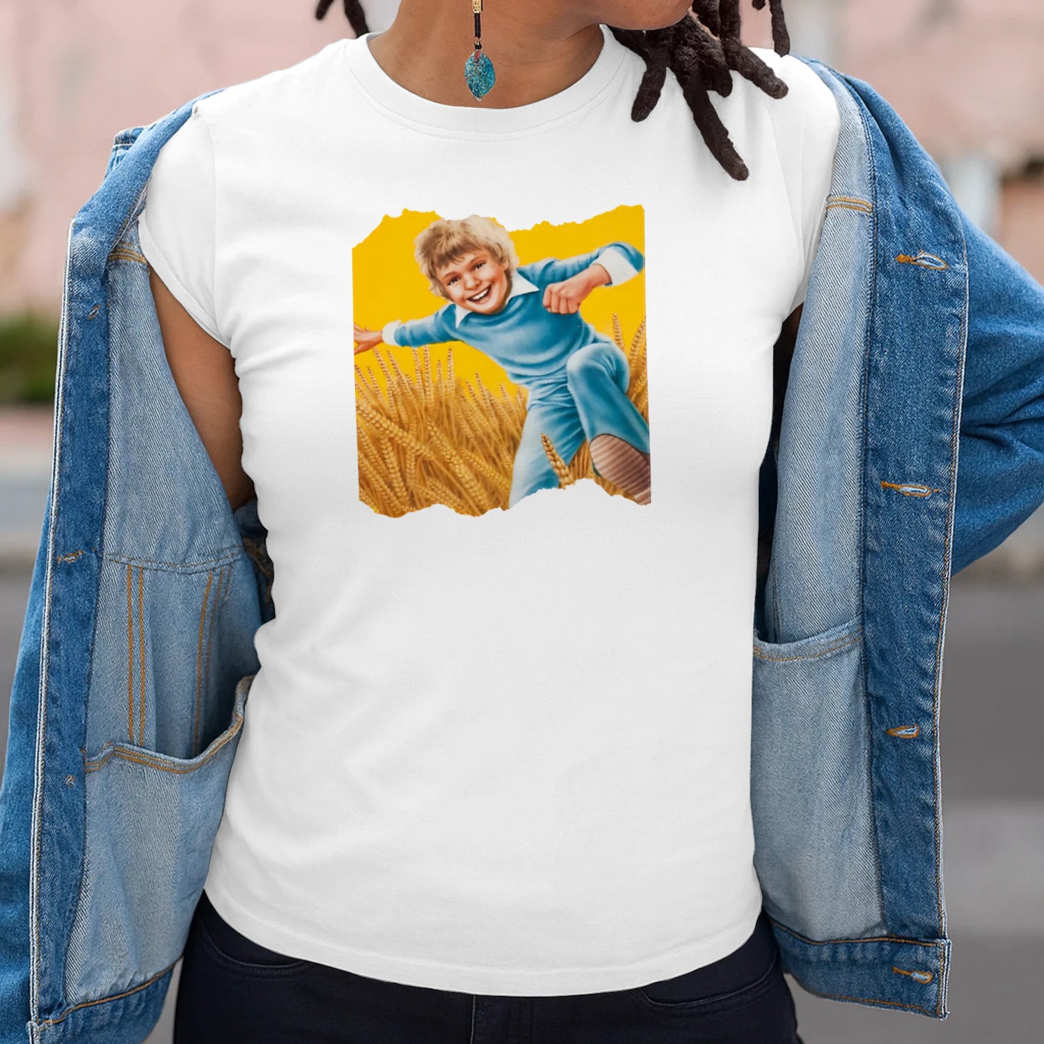 {"origin":"mayzing","colors":["Wit","Wit","Wit","Wit","Wit","Wit","Wit","Wit"],"sizes":["5XL","4XL","3XL","2XL","XL","L","M","S"],"isMainImage":false,"isCustomMockup":false}