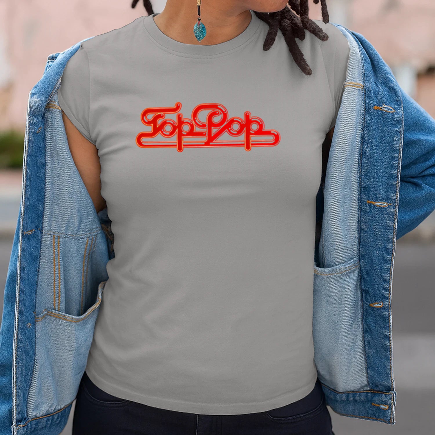 {"origin":"mayzing","colors":["Pacifischgrijs"],"sizes":["3XL","2XL","XL","L","M","S"],"isMainImage":false,"isCustomMockup":false}