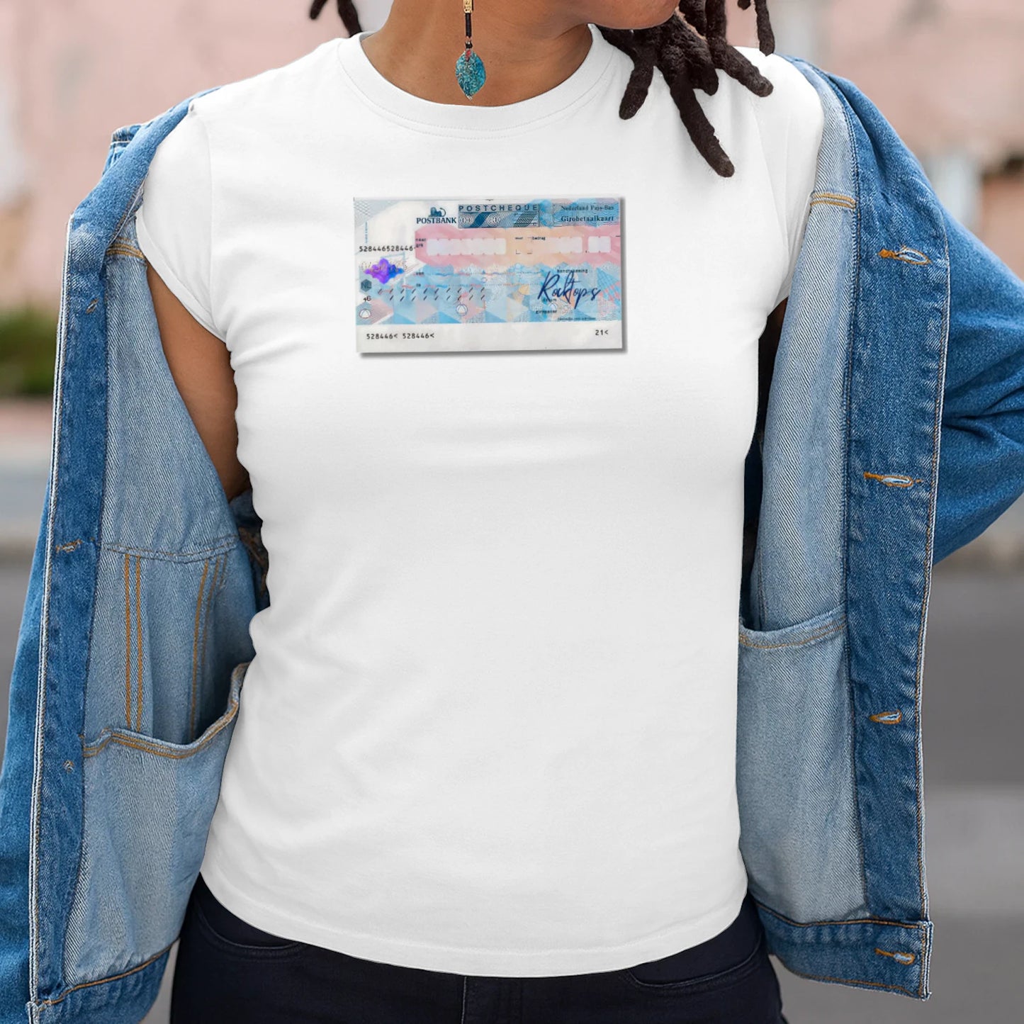 {"origin":"mayzing","colors":["Wit","Wit","Wit","Wit","Wit","Wit","Wit","Wit"],"sizes":["5XL","4XL","3XL","2XL","XL","L","M","S"],"isMainImage":false,"isCustomMockup":false}
